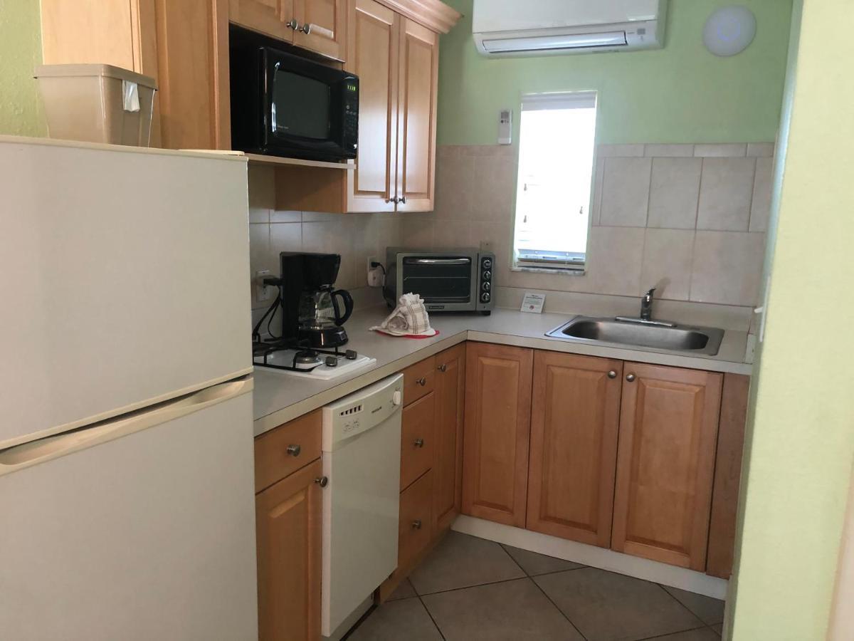 Tropical Beach Resorts - Sarasota Siesta Key Bagian luar foto