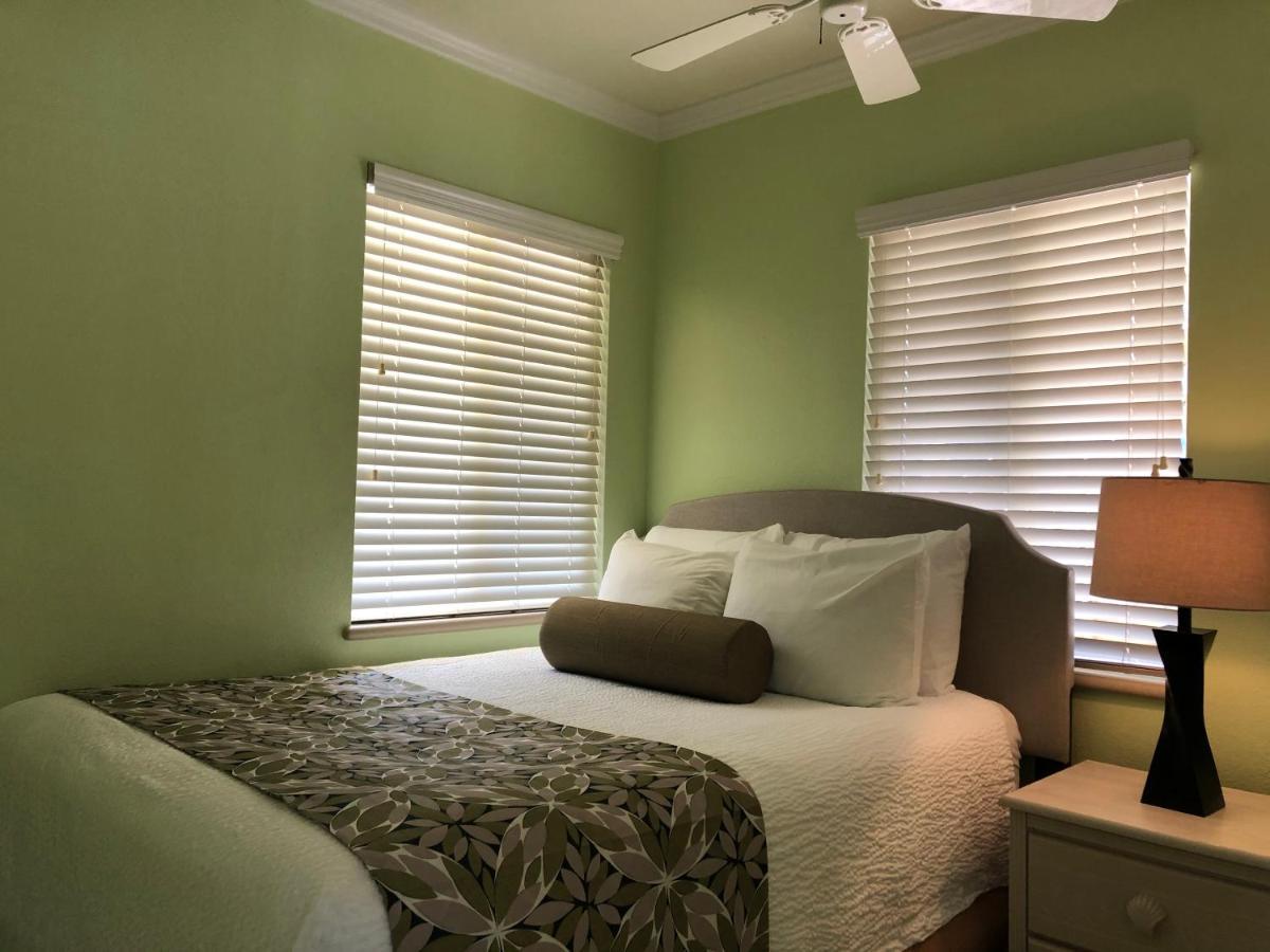 Tropical Beach Resorts - Sarasota Siesta Key Bagian luar foto