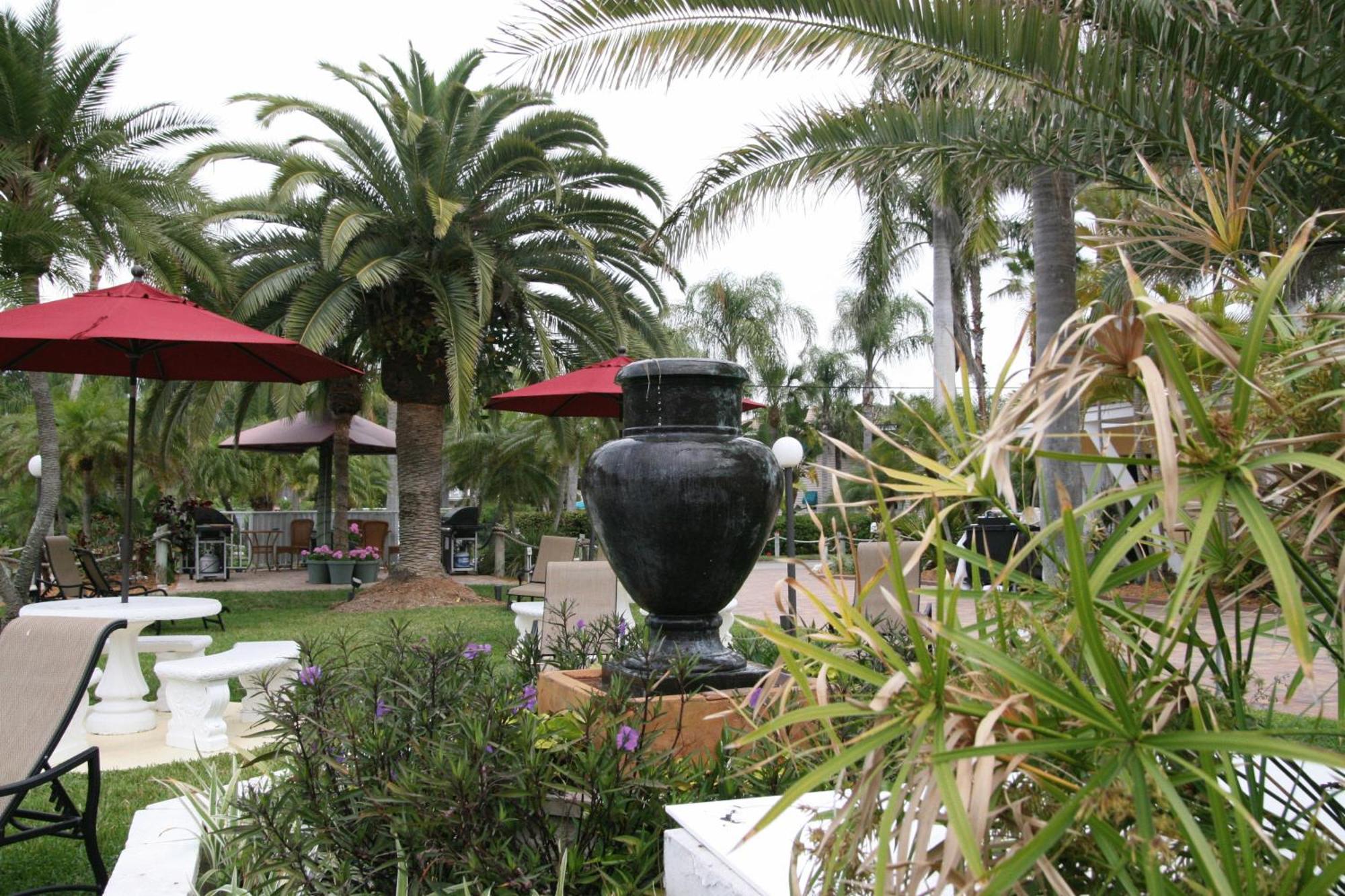 Tropical Beach Resorts - Sarasota Siesta Key Bagian luar foto