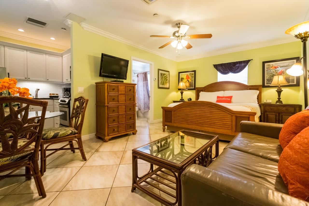 Tropical Beach Resorts - Sarasota Siesta Key Bagian luar foto