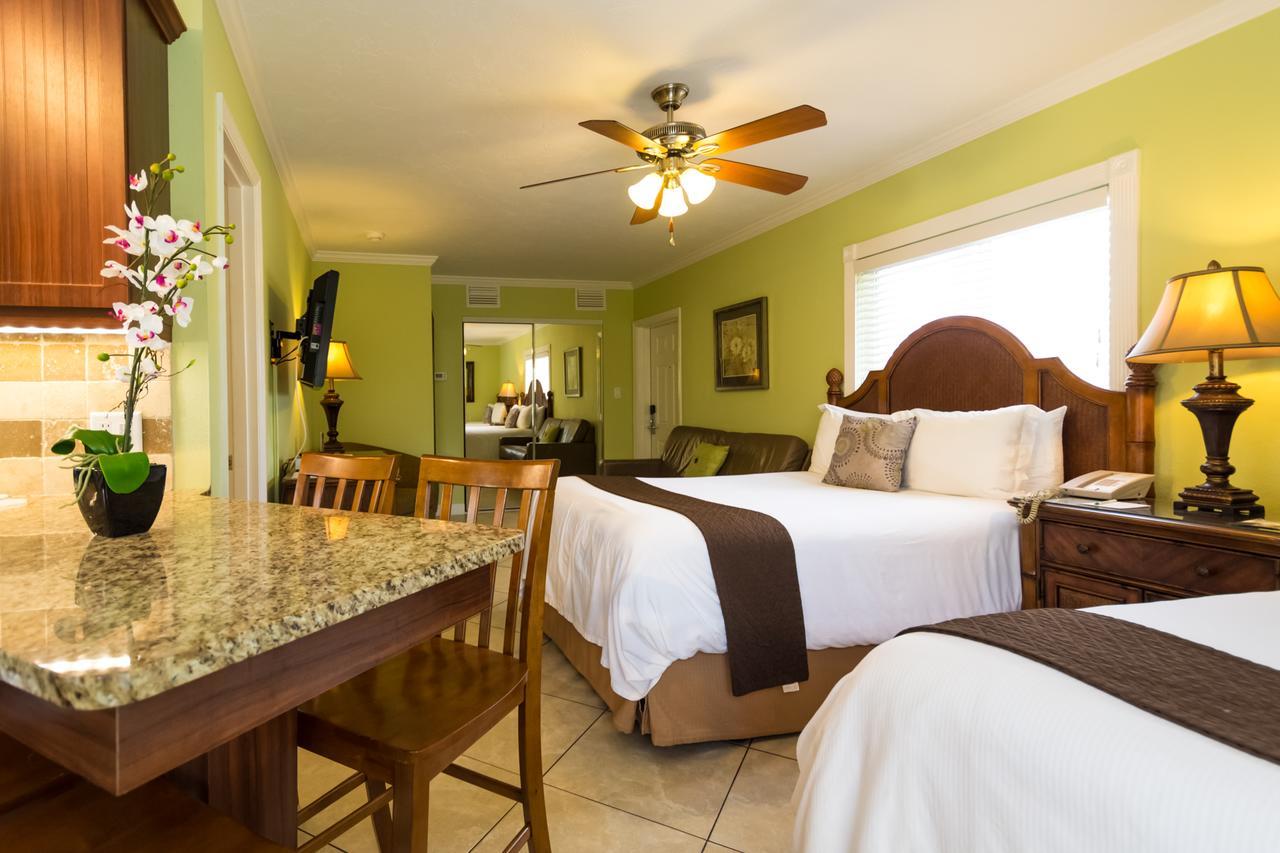 Tropical Beach Resorts - Sarasota Siesta Key Bagian luar foto