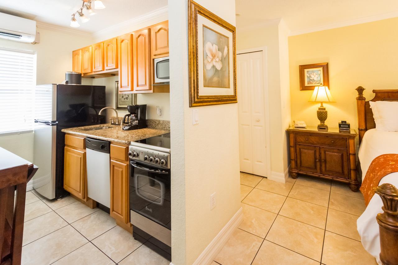Tropical Beach Resorts - Sarasota Siesta Key Bagian luar foto