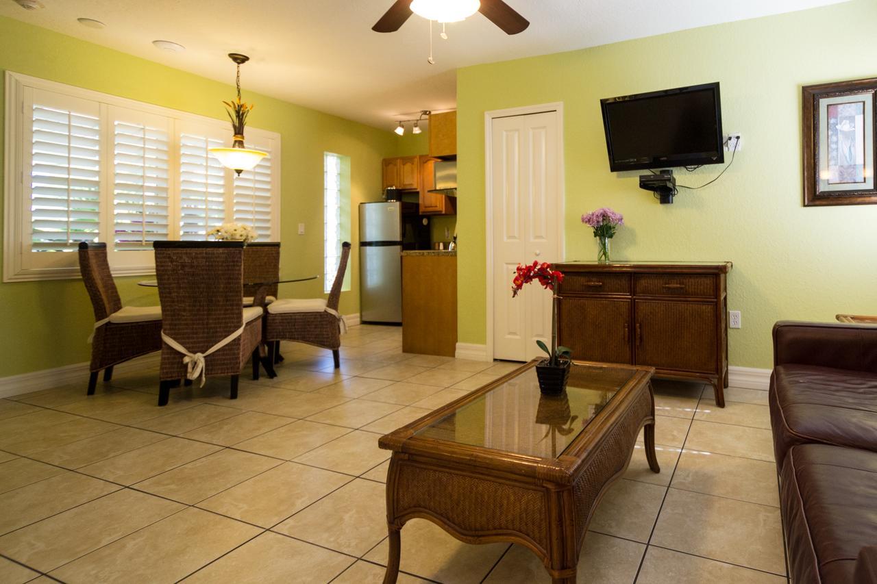 Tropical Beach Resorts - Sarasota Siesta Key Bagian luar foto
