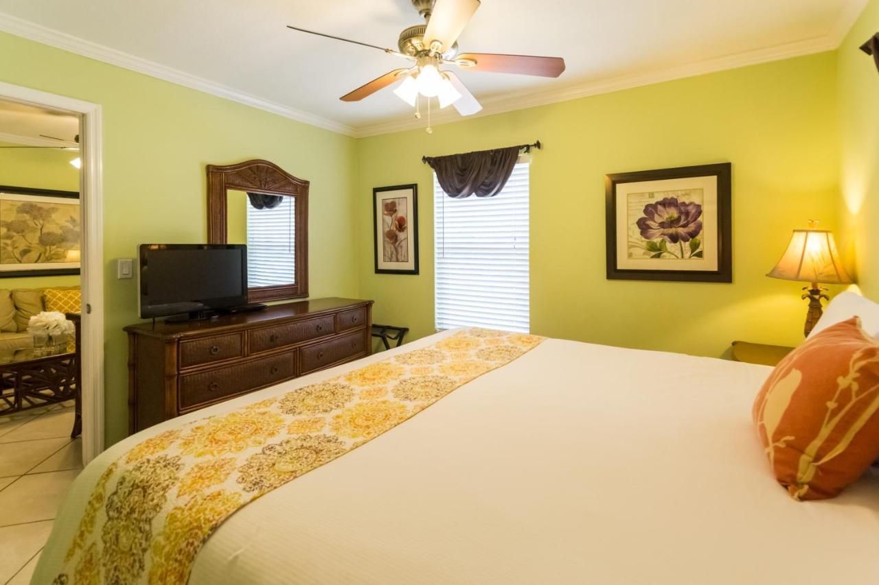 Tropical Beach Resorts - Sarasota Siesta Key Bagian luar foto